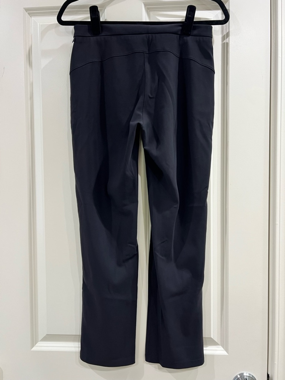 Lululemon On The Move Lightweight Pants – Black – Size 4 - Picture 3 of 7
